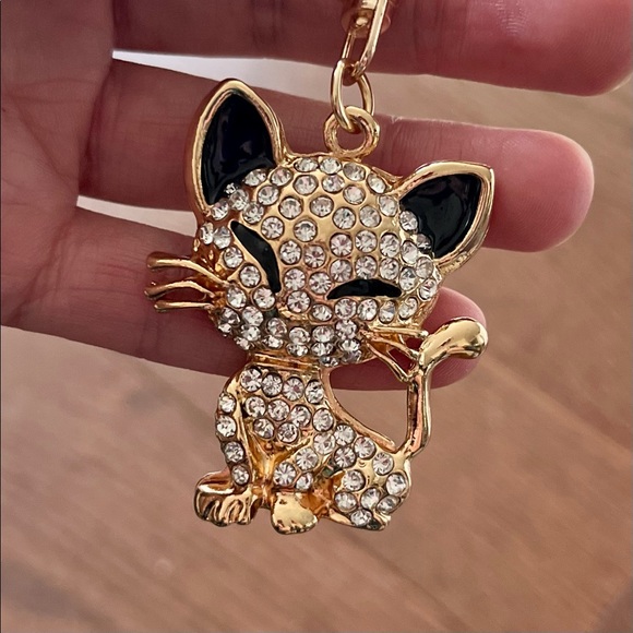 Cute Kitty Keychain - Picture 1 of 2
